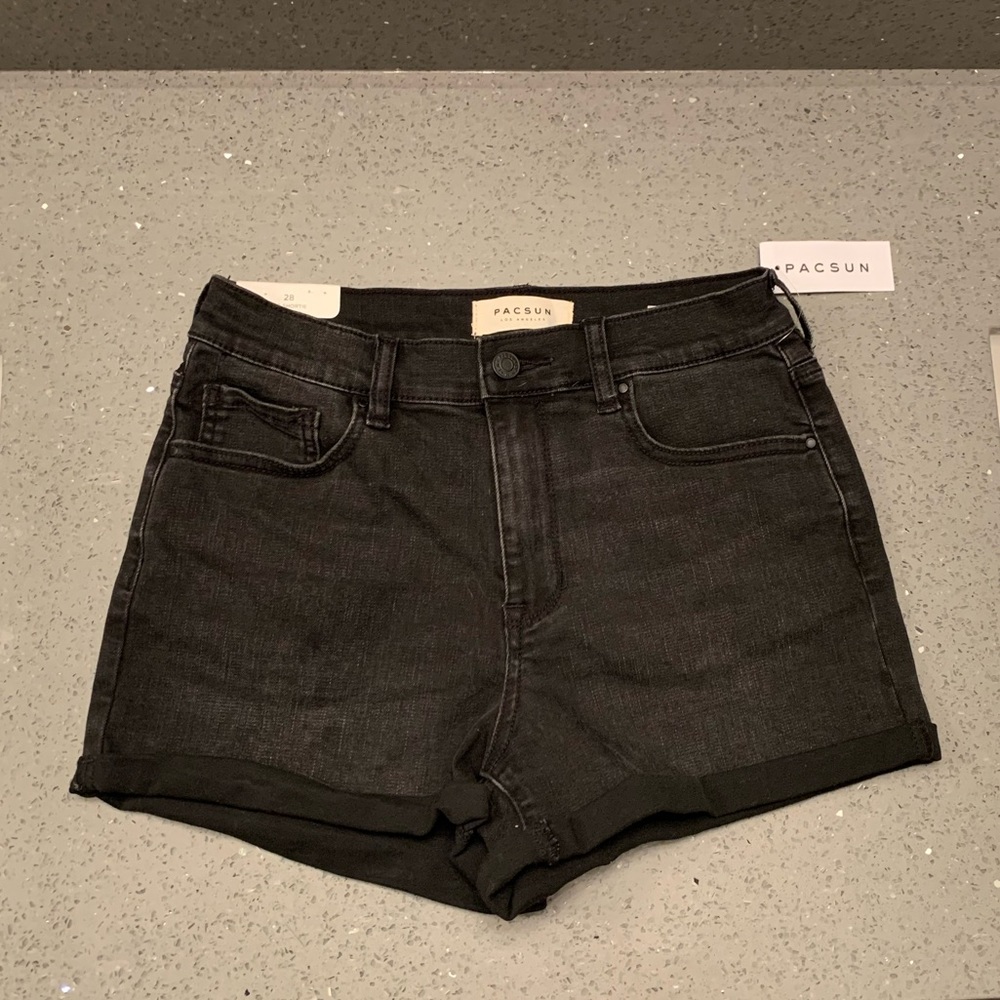 NWT PACSUN BLACK HIGH WAISTED DENIM SHORTS 28